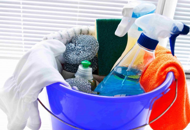 Matériel de nettoyage et produits d'entretien